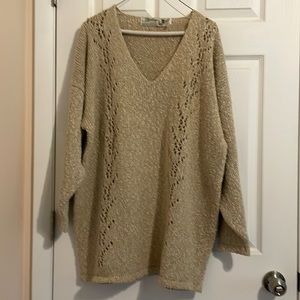 Heritage of Ireland. Size 44” (XL or XXL). Cream, V-neck sweater. Cotton/linen